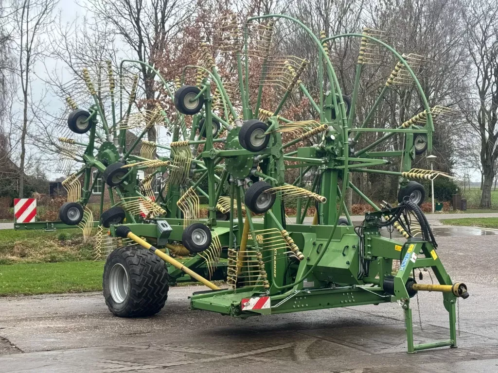 Krone Krone Swadro 1400 plus 4 rotorhark zwiller