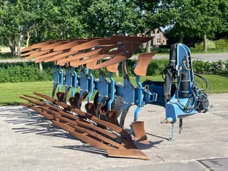Lemken 8v 5 n 100 juwel 8 ploeg