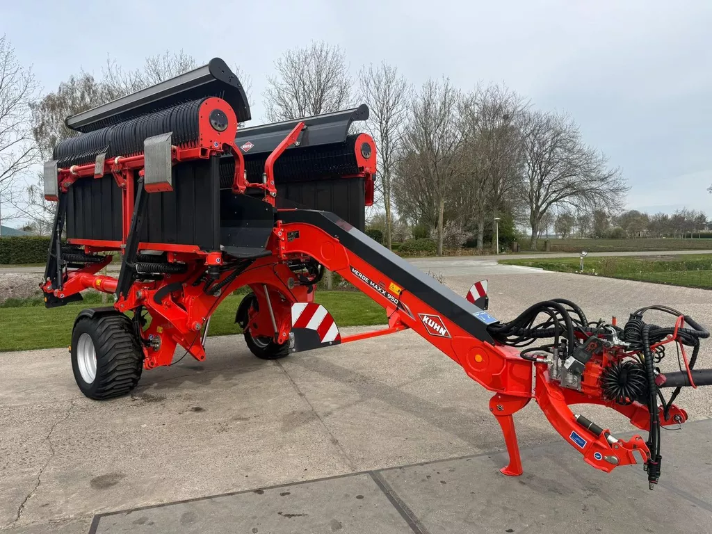 Kuhn Merge Maxx 950 Bandhark Schwader 410 uur!! Kenteken