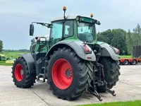 Fendt 828 Profi plus Vario 50 KM Fendt vario 828 Profi plus 50 KM Foto