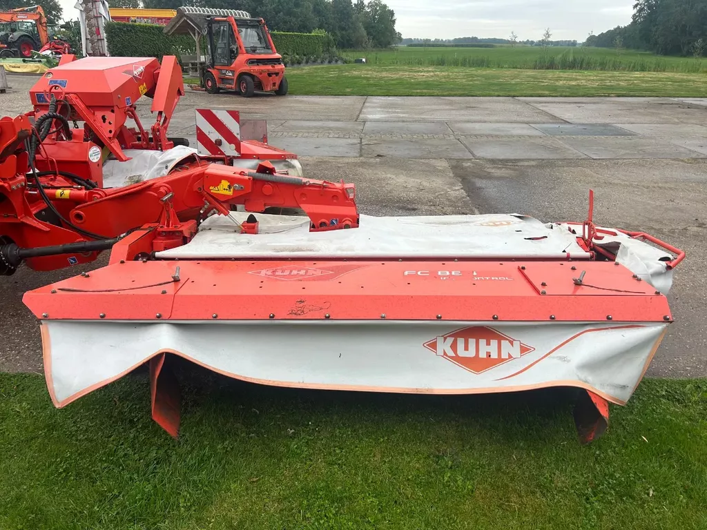 Kuhn FC 883 FF& Fc 313 F-FF Triple maaier Kuhn FC 883 FF& Fc 313 F-FF Triple maaier