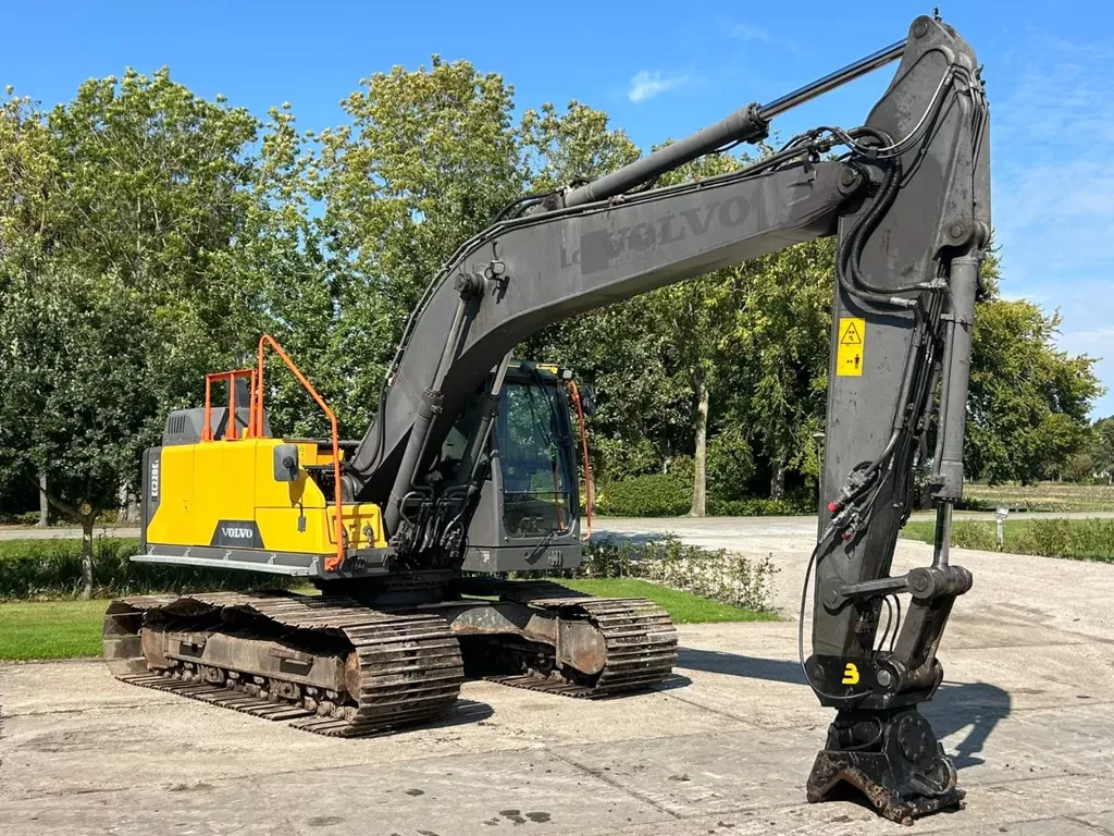 Volvo EC 220 EL Rupskraan Graafmachine DUTCH EXCAVATOR