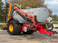 Schuitemaker Robusta 116 + Veenhuis euroject 7.60 Bemestertank Foto