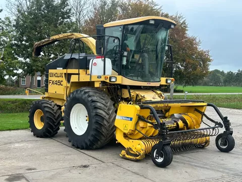 New Holland FX 450 Hakselaar Gras hakselaar