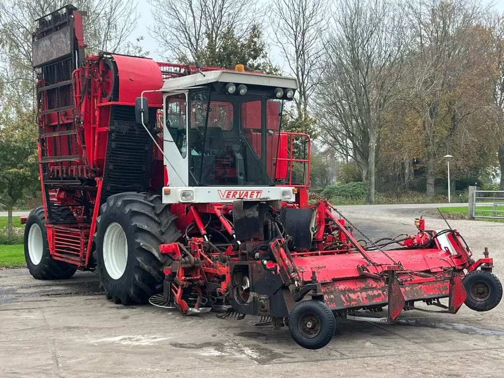 Vervaet T 12 Bietenrooier Zelfrijdende Bietenrooimachine