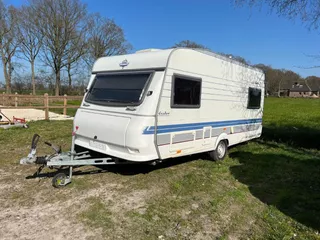 Hobby Excellent zeer nette caravan met voortent, luifel en fietsendrager!